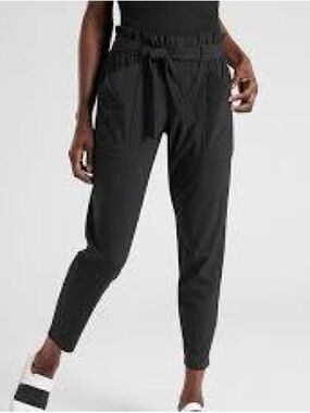 Athleta Skyline Pant Size 8 Arbor Green